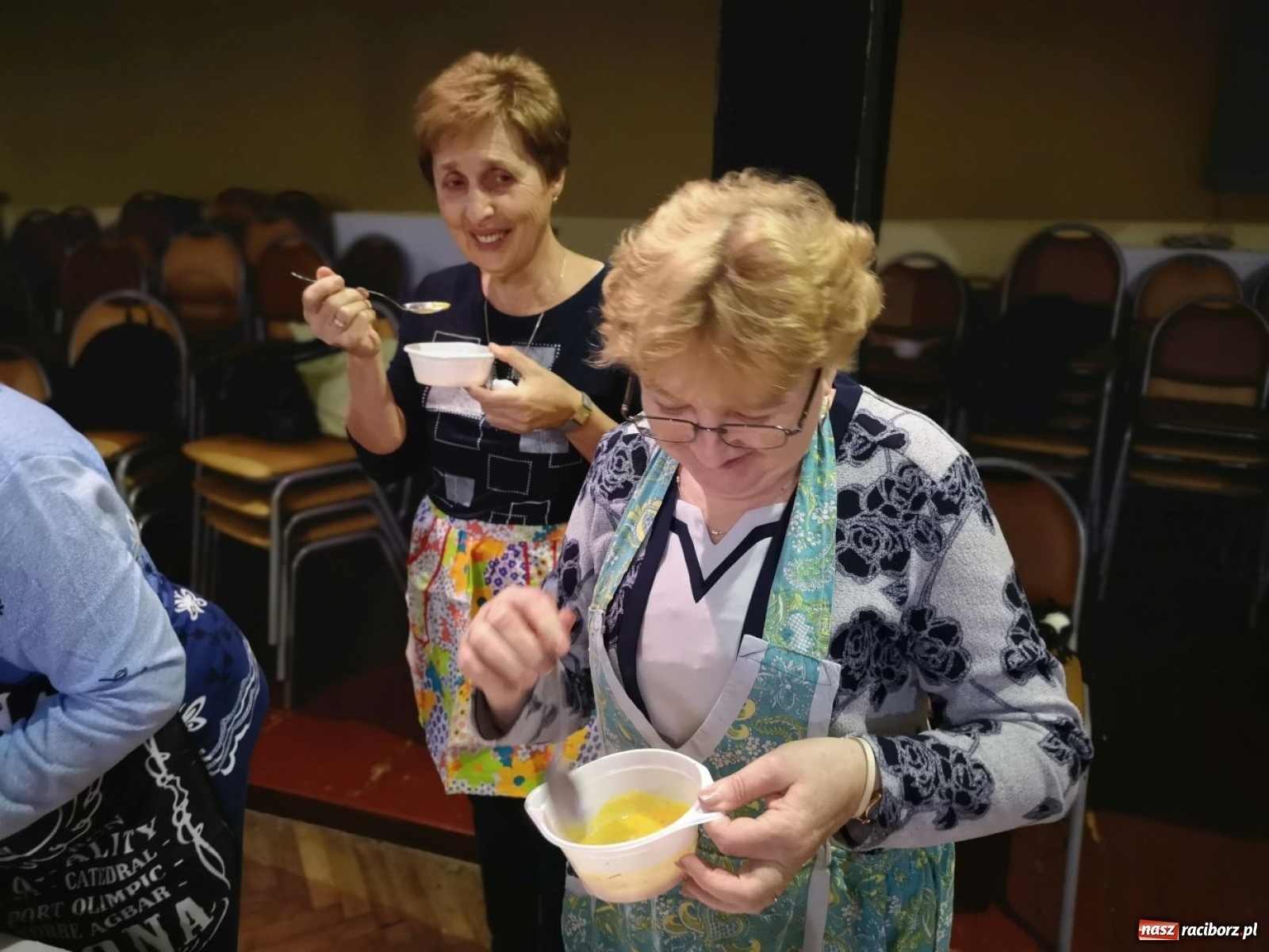 Zdjęcie w galerii na portalu naszraciborz.pl: Warsztaty kulinarne w ramach projektu Seniorze, rusz się! wiadomości z regionu