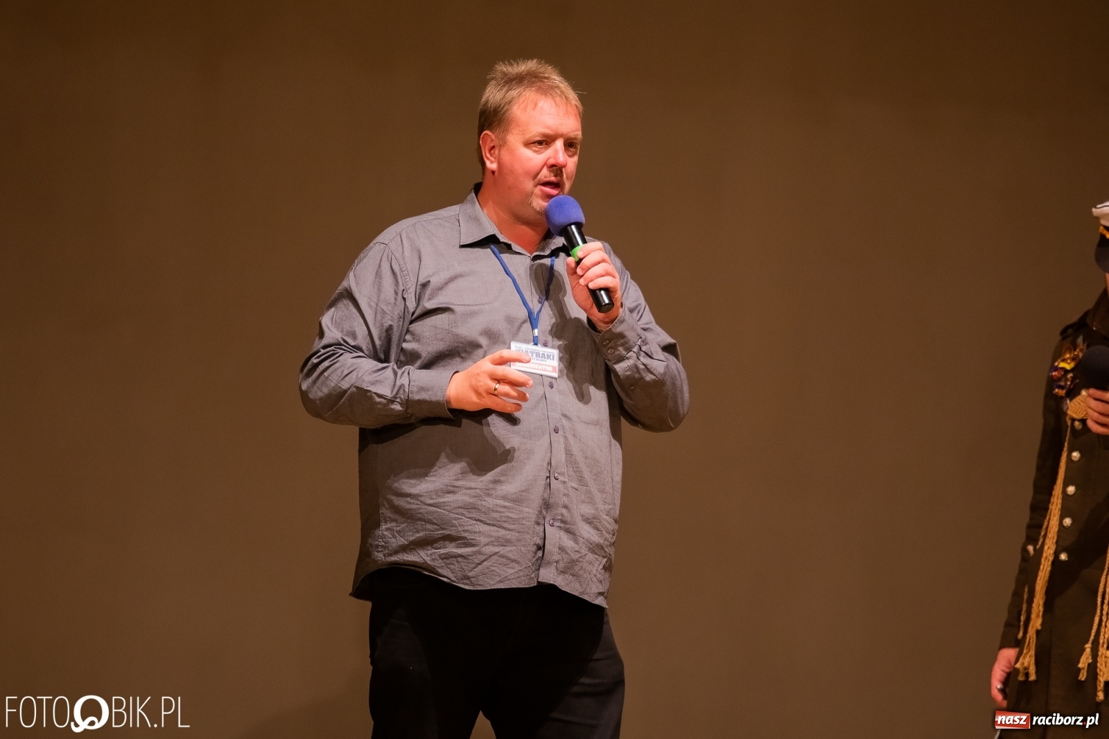 Zdjęcie w galerii na portalu naszraciborz.pl: Blok szkolny podczas festiwalu Wiatraki wiadomości z regionu