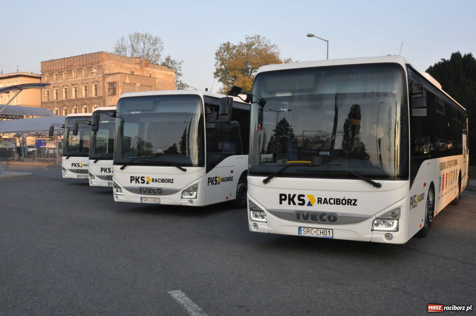 Zdjęcie w galerii na portalu naszraciborz.pl: Flota PKS Racibórz ma cztery nowe autobusy z klimatyzacją [FOTO i WIDEO]  wiadomości z regionu