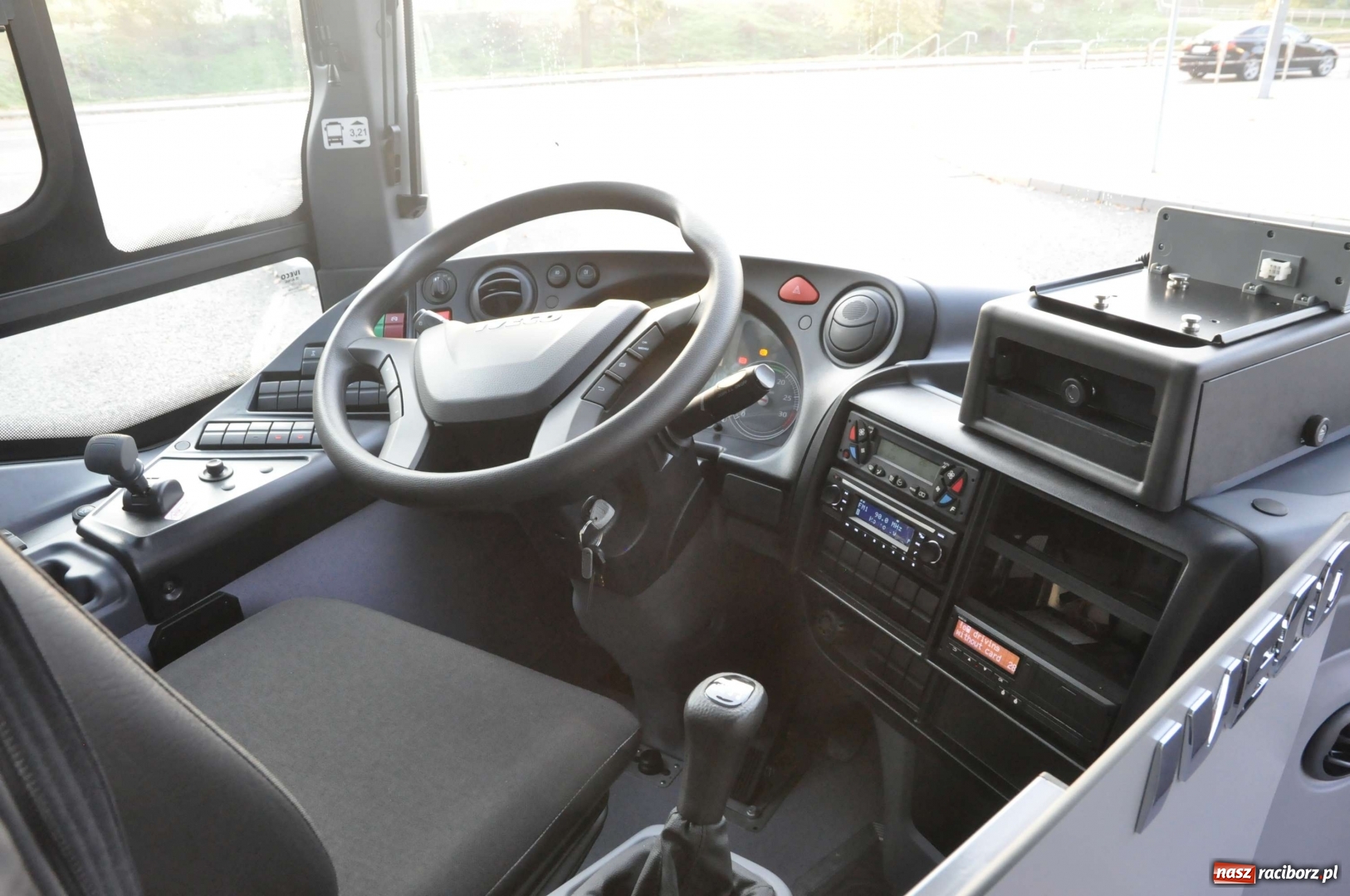 Zdjęcie w galerii na portalu naszraciborz.pl: Flota PKS Racibórz ma cztery nowe autobusy z klimatyzacją [FOTO i WIDEO]  wiadomości z regionu