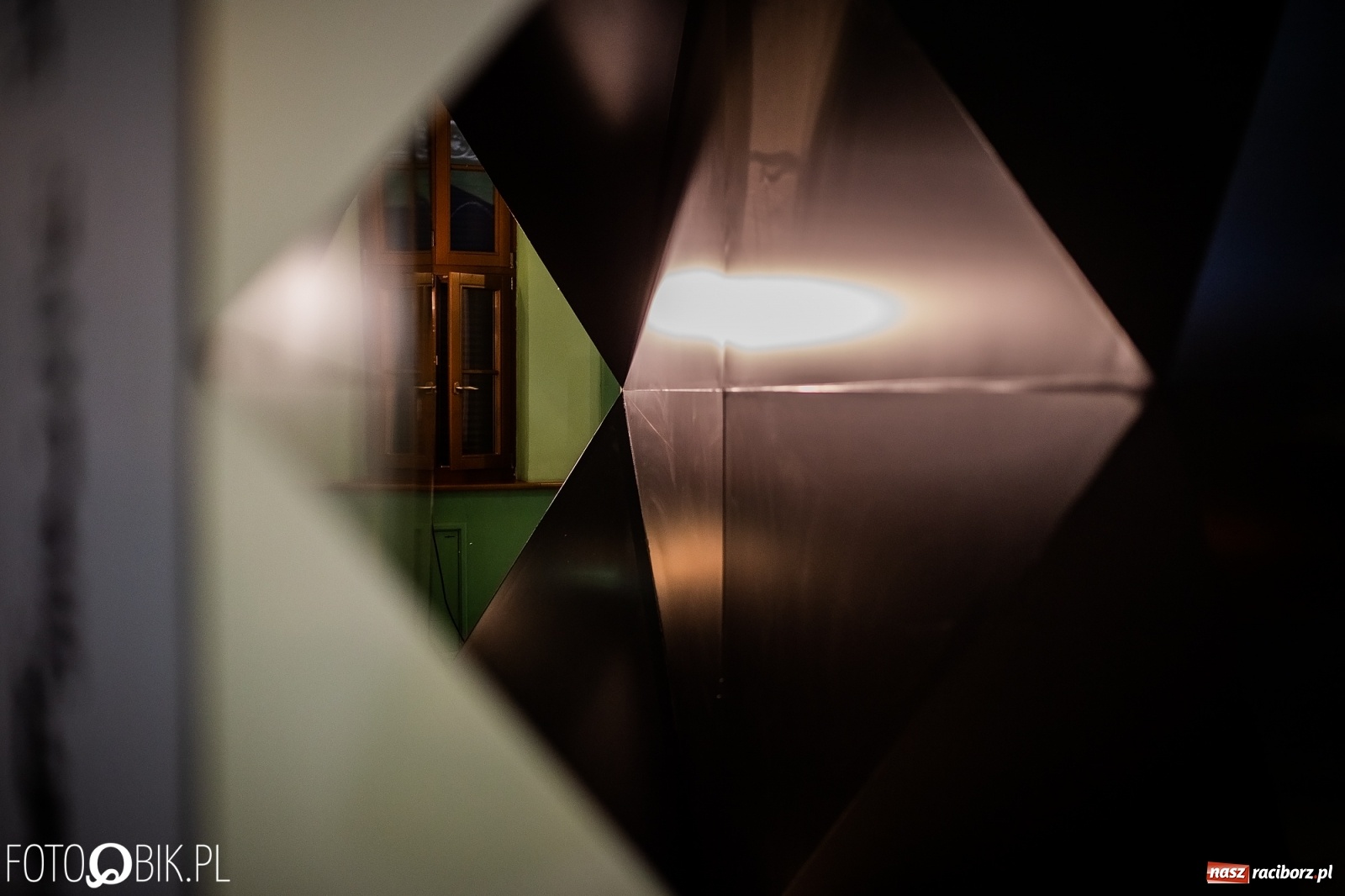 Zdjęcie w galerii na portalu naszraciborz.pl: K-DRON. Prace Janusza Kapusty można oglądać w pałacyku Rafako  wiadomości z regionu