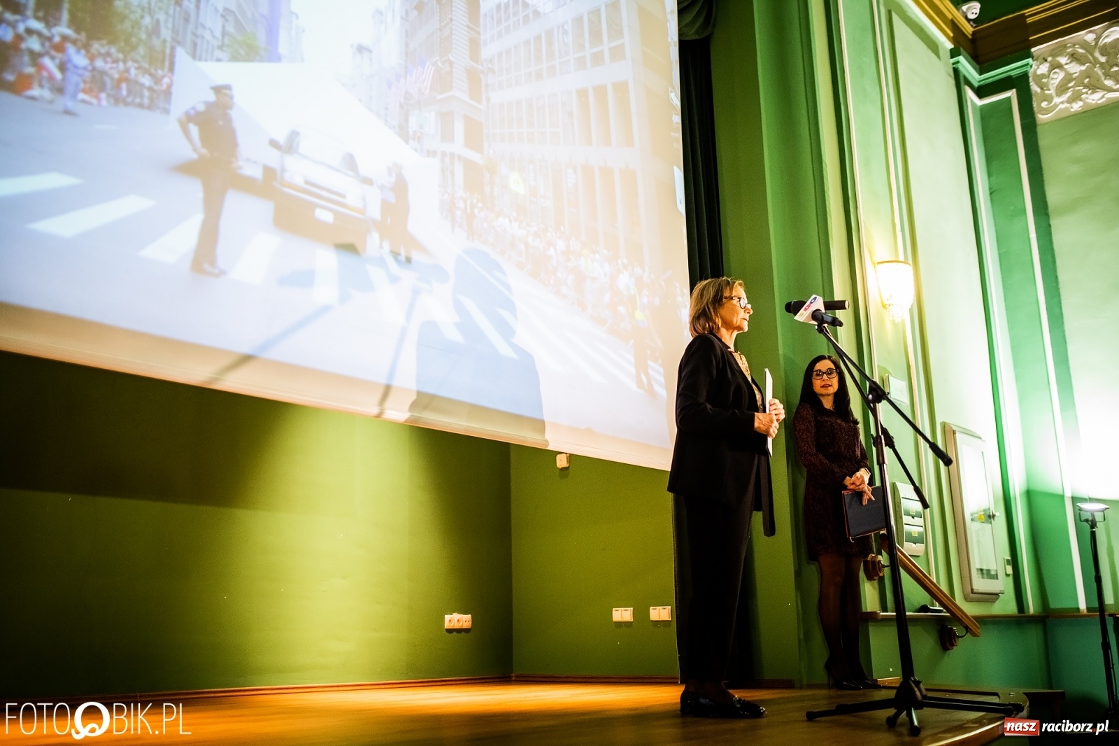 Zdjęcie w galerii na portalu naszraciborz.pl: K-DRON. Prace Janusza Kapusty można oglądać w pałacyku Rafako  wiadomości z regionu