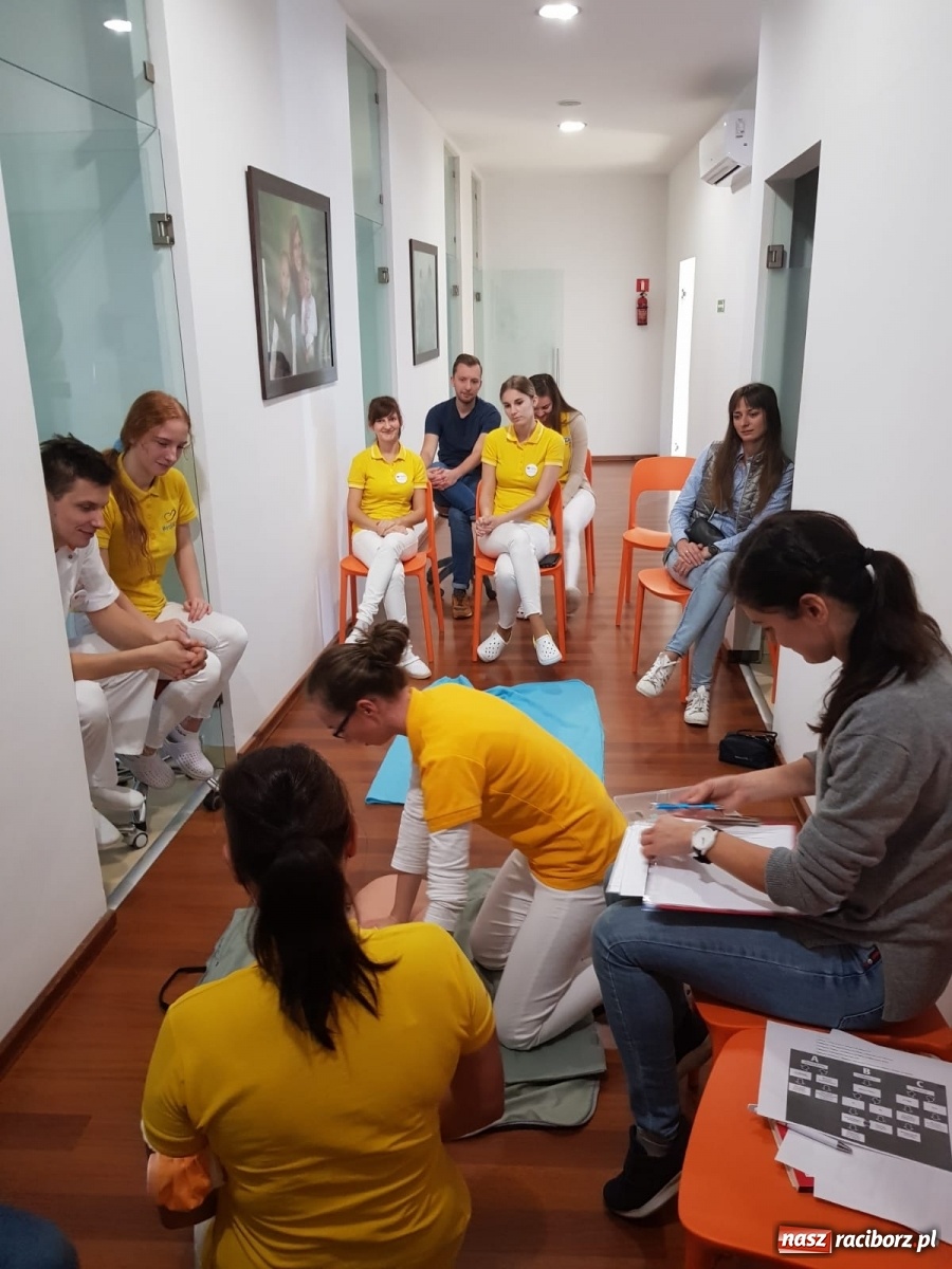 Zdjęcie w galerii na portalu naszraciborz.pl: Szkolenie warte życia w DenticaCenter  wiadomości z regionu