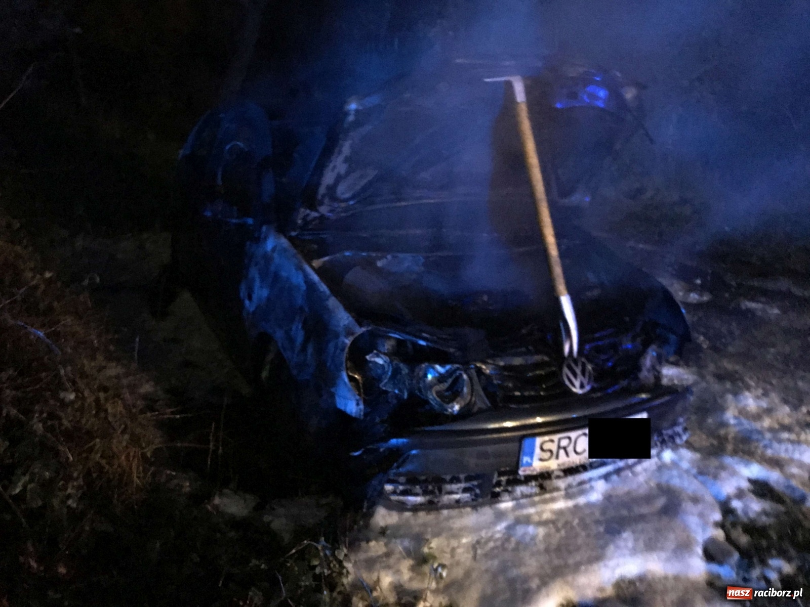 Zdjęcie w galerii na portalu naszraciborz.pl: Uwolnienie kobiety na Rudzkiej. Pożar volkswagena na 1 Maja wiadomości z regionu