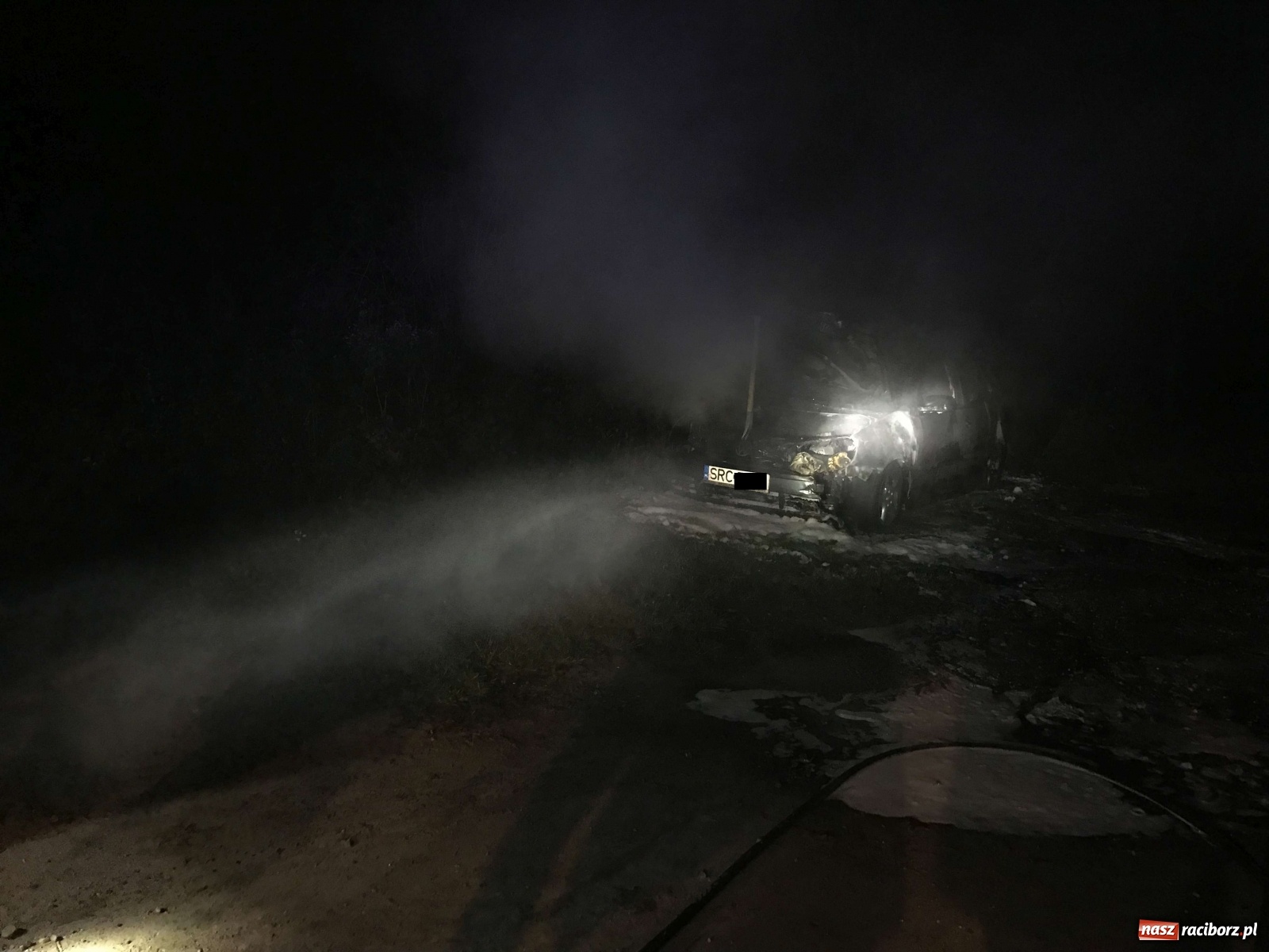 Zdjęcie w galerii na portalu naszraciborz.pl: Uwolnienie kobiety na Rudzkiej. Pożar volkswagena na 1 Maja wiadomości z regionu