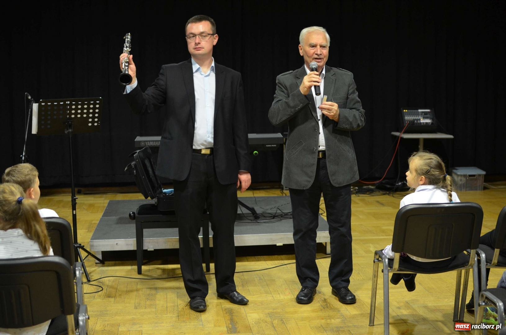 Zdjęcie w galerii na portalu naszraciborz.pl: Klarnet bohaterem koncertu umuzykalniającego  wiadomości z regionu