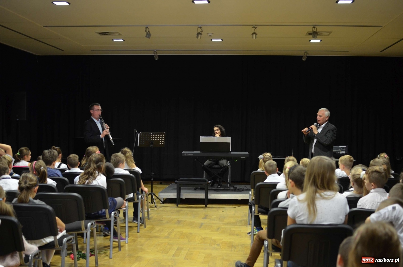 Zdjęcie w galerii na portalu naszraciborz.pl: Klarnet bohaterem koncertu umuzykalniającego  wiadomości z regionu