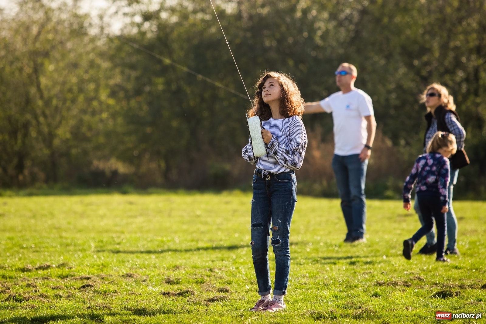 Zdjęcie w galerii na portalu naszraciborz.pl: Zawody latawcowe przy Adamczyka wiadomości z regionu