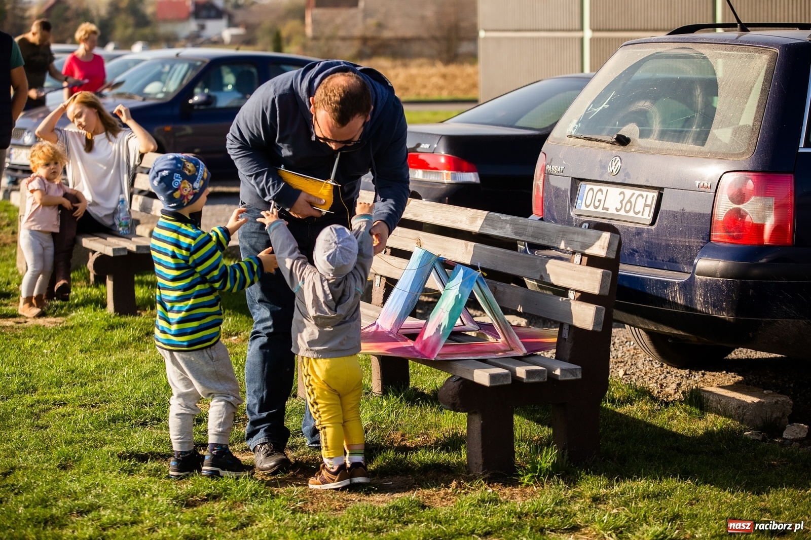 Zdjęcie w galerii na portalu naszraciborz.pl: Zawody latawcowe przy Adamczyka wiadomości z regionu