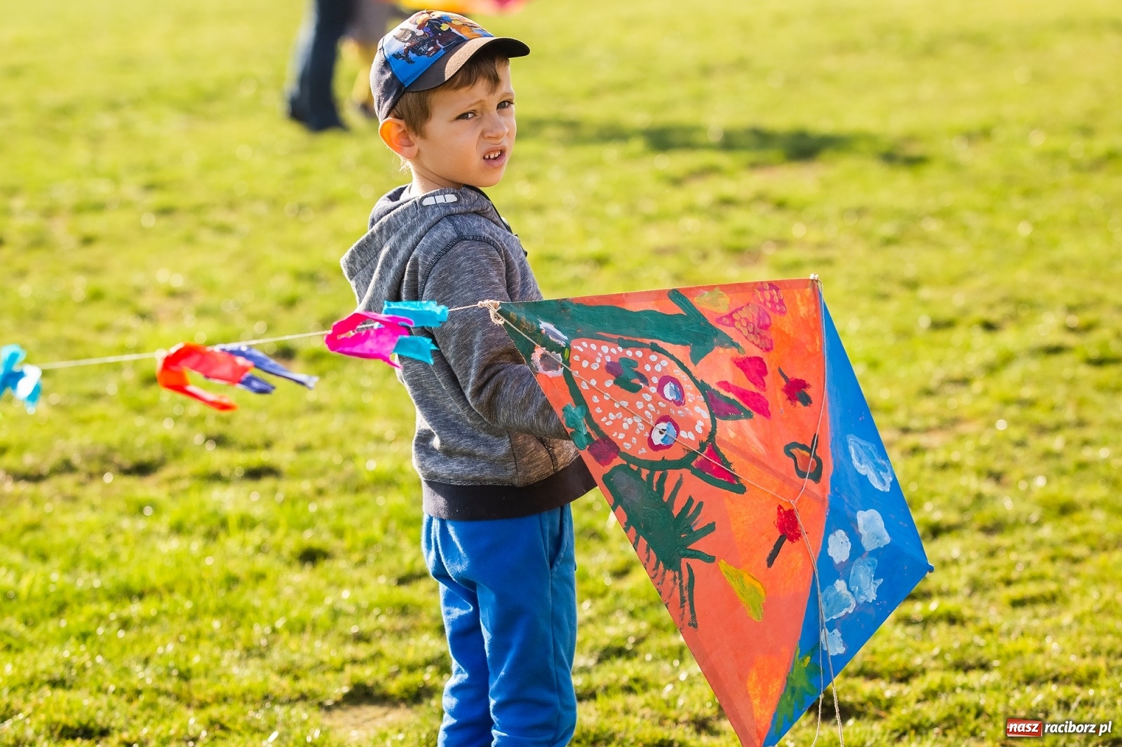 Zdjęcie w galerii na portalu naszraciborz.pl: Zawody latawcowe przy Adamczyka wiadomości z regionu