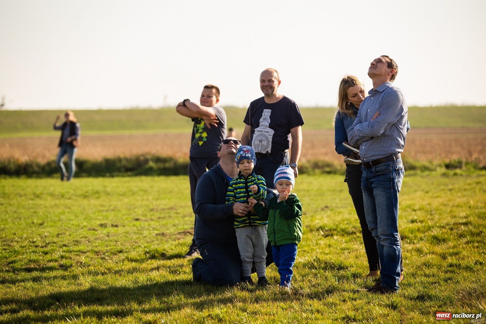 Zdjęcie w galerii na portalu naszraciborz.pl: Zawody latawcowe przy Adamczyka wiadomości z regionu