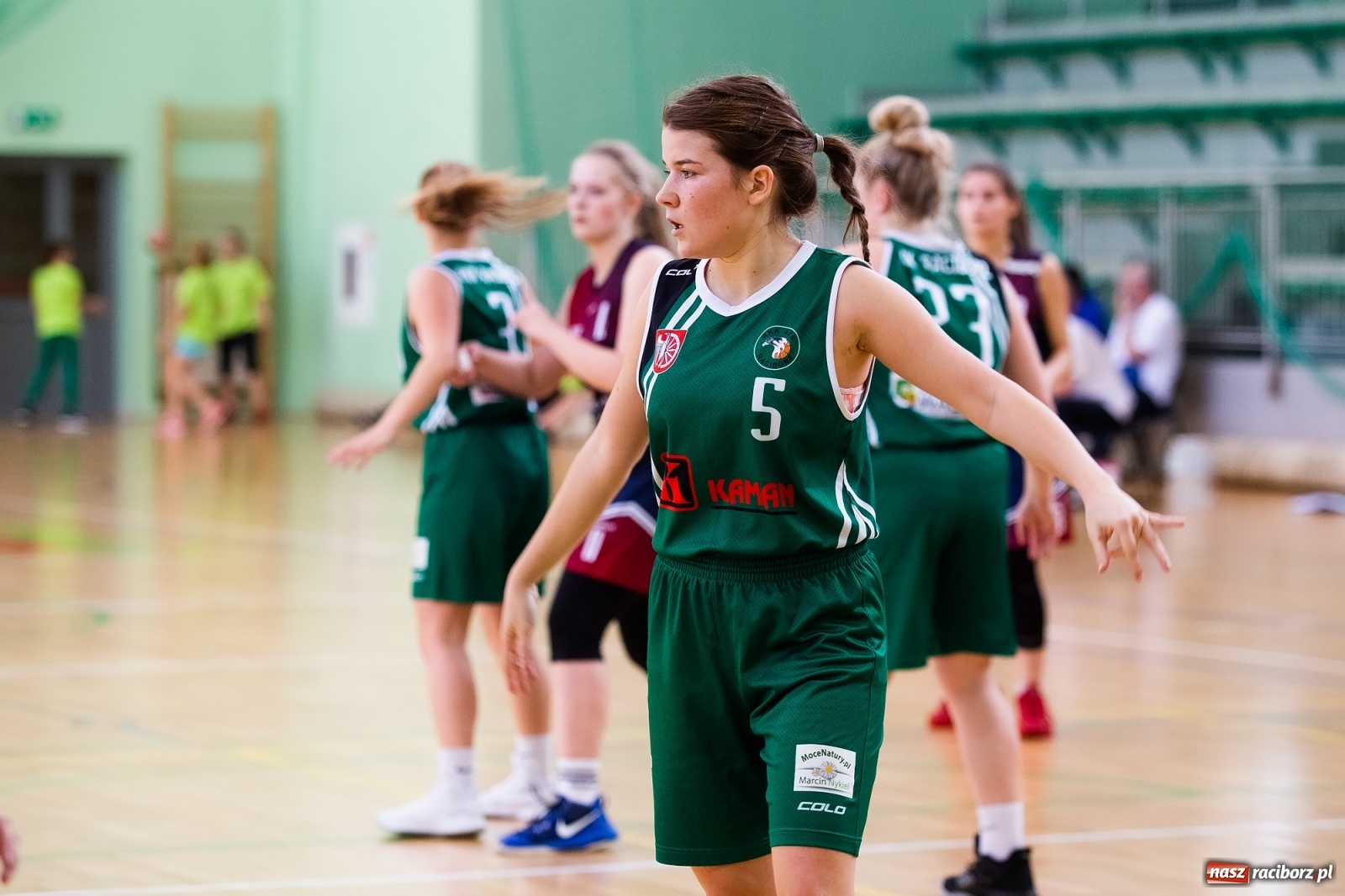 Zdjęcie w galerii na portalu naszraciborz.pl: Koszykówka. Kamienica Polska poległa w Raciborzu wiadomości z regionu