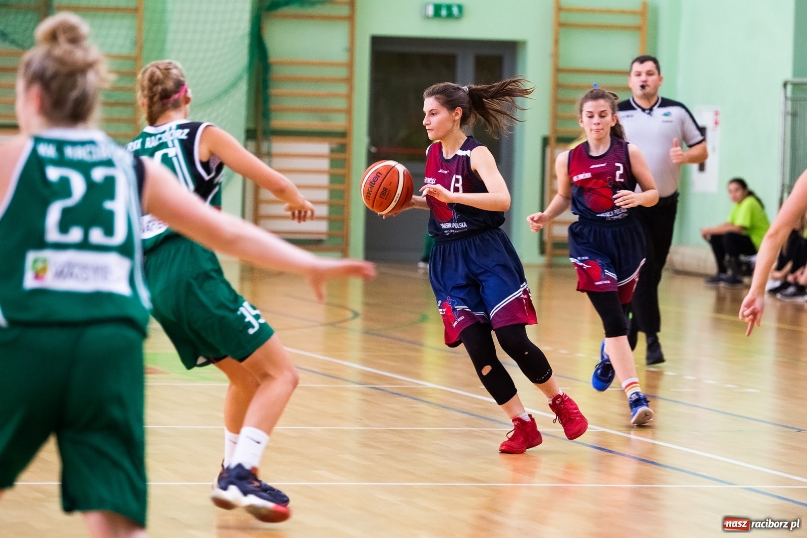 Zdjęcie w galerii na portalu naszraciborz.pl: Koszykówka. Kamienica Polska poległa w Raciborzu wiadomości z regionu