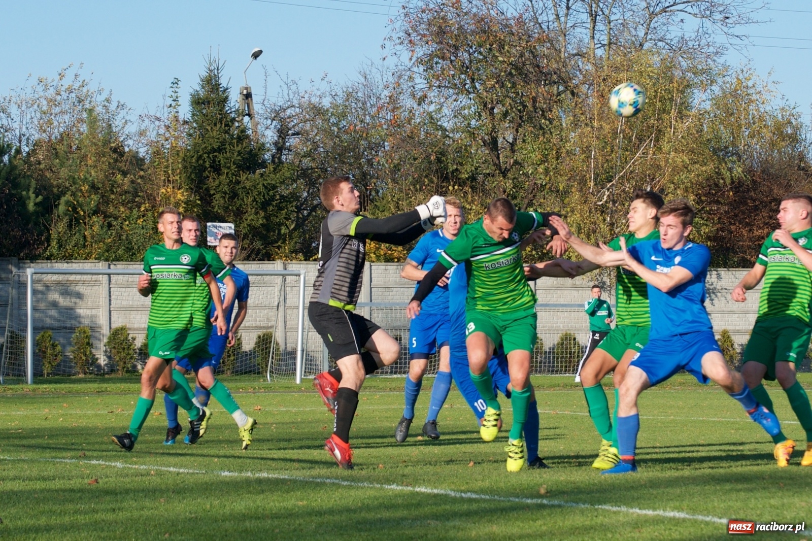 Zdjęcie w galerii na portalu naszraciborz.pl: Beniaminek zdobył świerklańską Fortecę [FOTO] wiadomości z regionu
