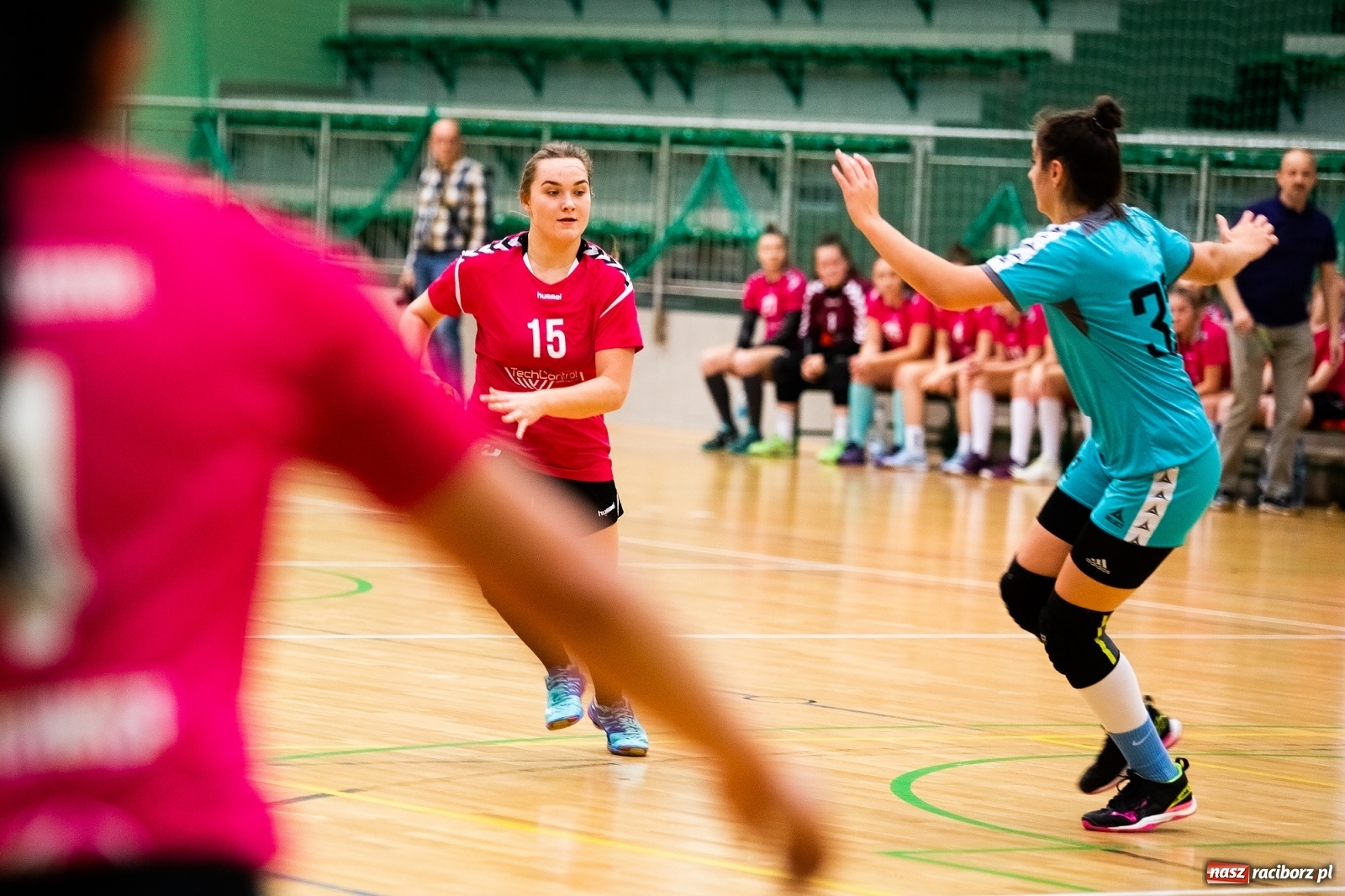 Zdjęcie w galerii na portalu naszraciborz.pl: Szczypiornistki Pietrowic lepsze od Michałkowic wiadomości z regionu