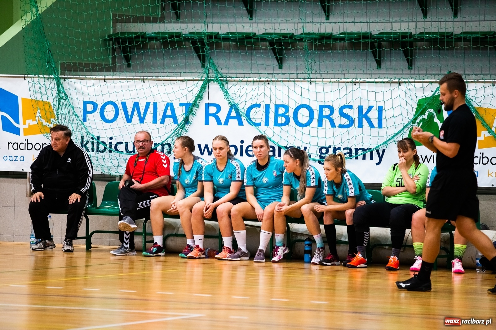 Zdjęcie w galerii na portalu naszraciborz.pl: Szczypiornistki Pietrowic lepsze od Michałkowic wiadomości z regionu