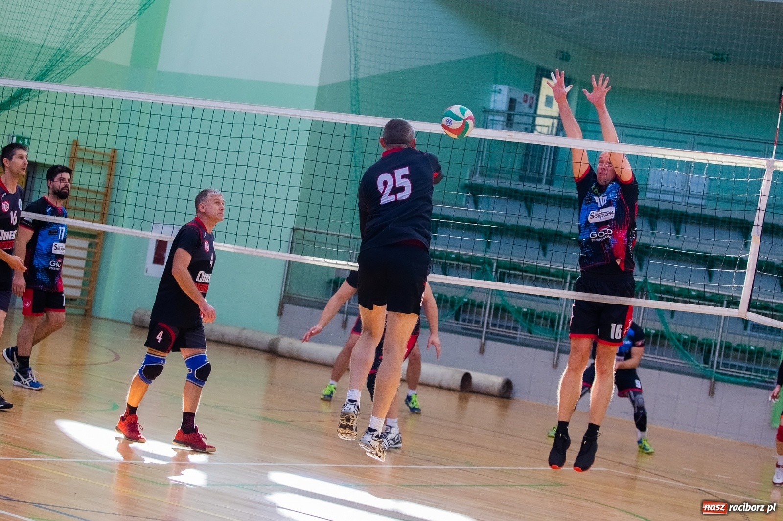 Zdjęcie w galerii na portalu naszraciborz.pl: RLPS. Kolejne siatkarskie zmagania za nami wiadomości z regionu