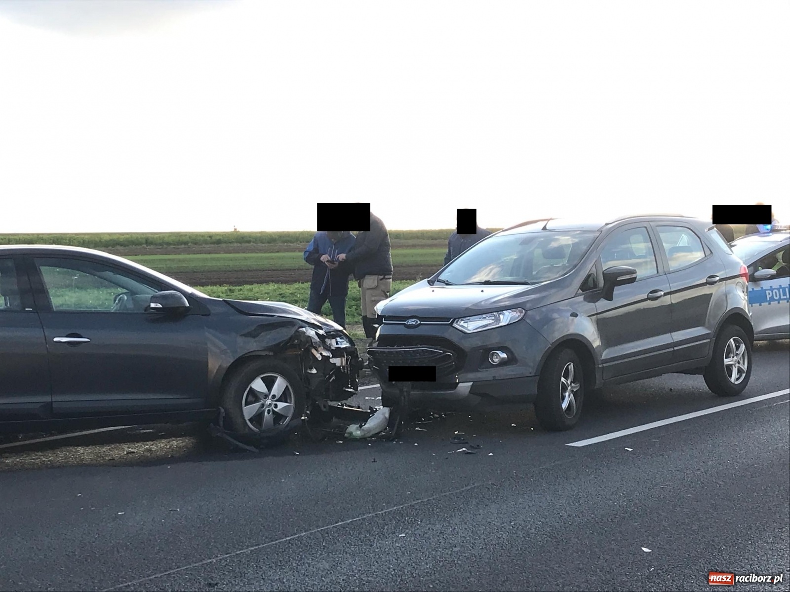 Zdjęcie w galerii na portalu naszraciborz.pl: Nietrzeźwy kierowca renault uszkodził trzy pojazdy  wiadomości z regionu