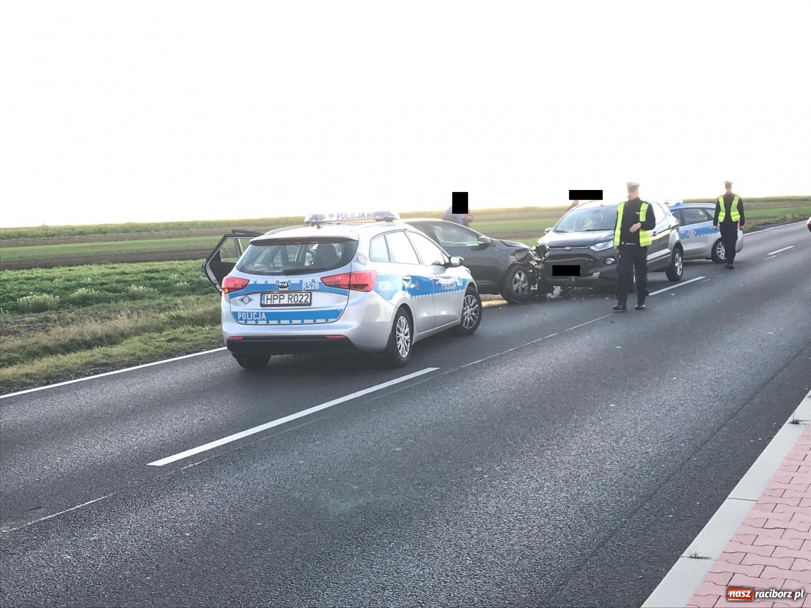 Zdjęcie w galerii na portalu naszraciborz.pl: Nietrzeźwy kierowca renault uszkodził trzy pojazdy  wiadomości z regionu