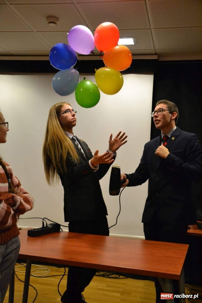 Zdjęcie w galerii na portalu naszraciborz.pl: Na zamku odbył się Festiwal Nauki 2019  wiadomości z regionu