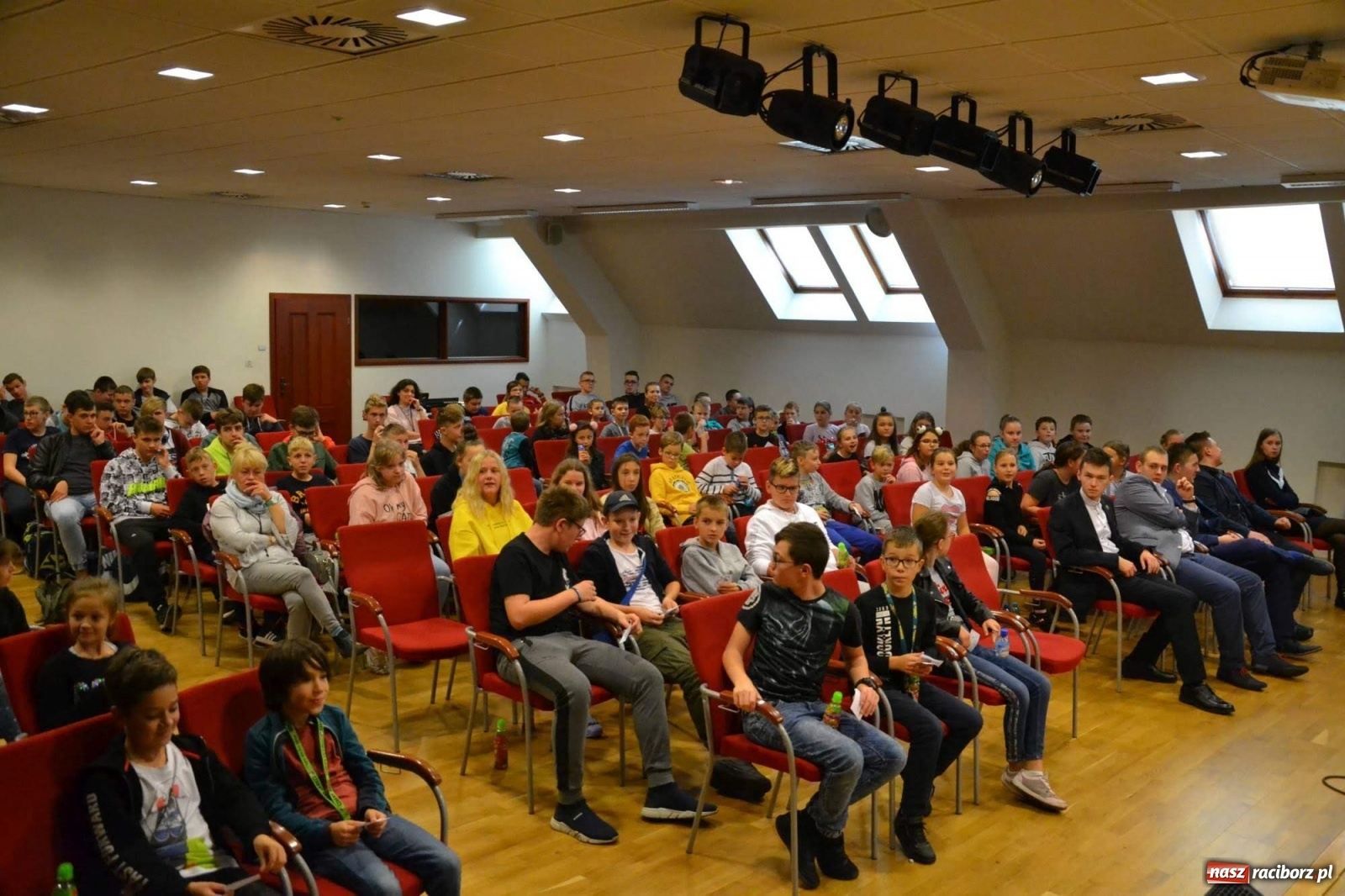 Zdjęcie w galerii na portalu naszraciborz.pl: Na zamku odbył się Festiwal Nauki 2019  wiadomości z regionu