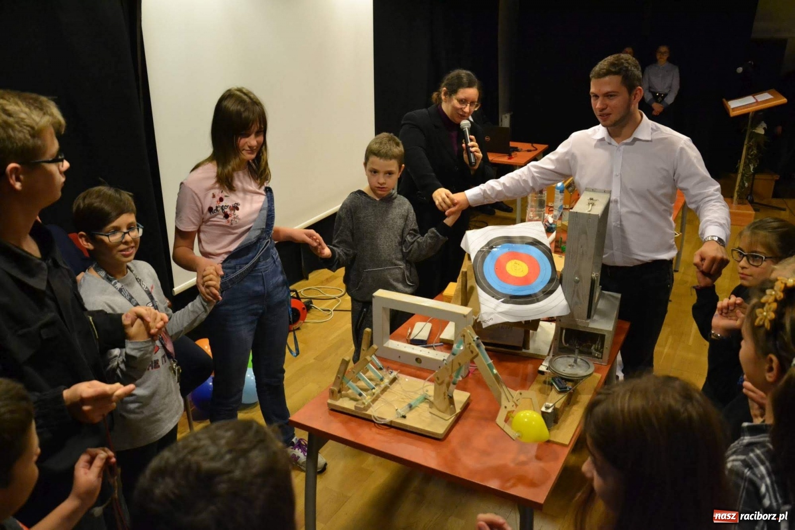 Zdjęcie w galerii na portalu naszraciborz.pl: Na zamku odbył się Festiwal Nauki 2019  wiadomości z regionu