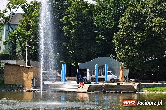 Zdjęcie w galerii na portalu naszraciborz.pl: Muszla koncertowa czynna od niedzieli wiadomości z regionu