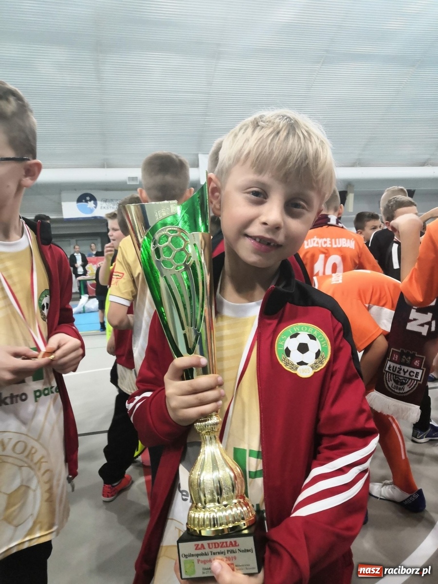 Zdjęcie w galerii na portalu naszraciborz.pl: Młodzi piłkarze LKS Tworków na Pogoń Cup 2019 wiadomości z regionu