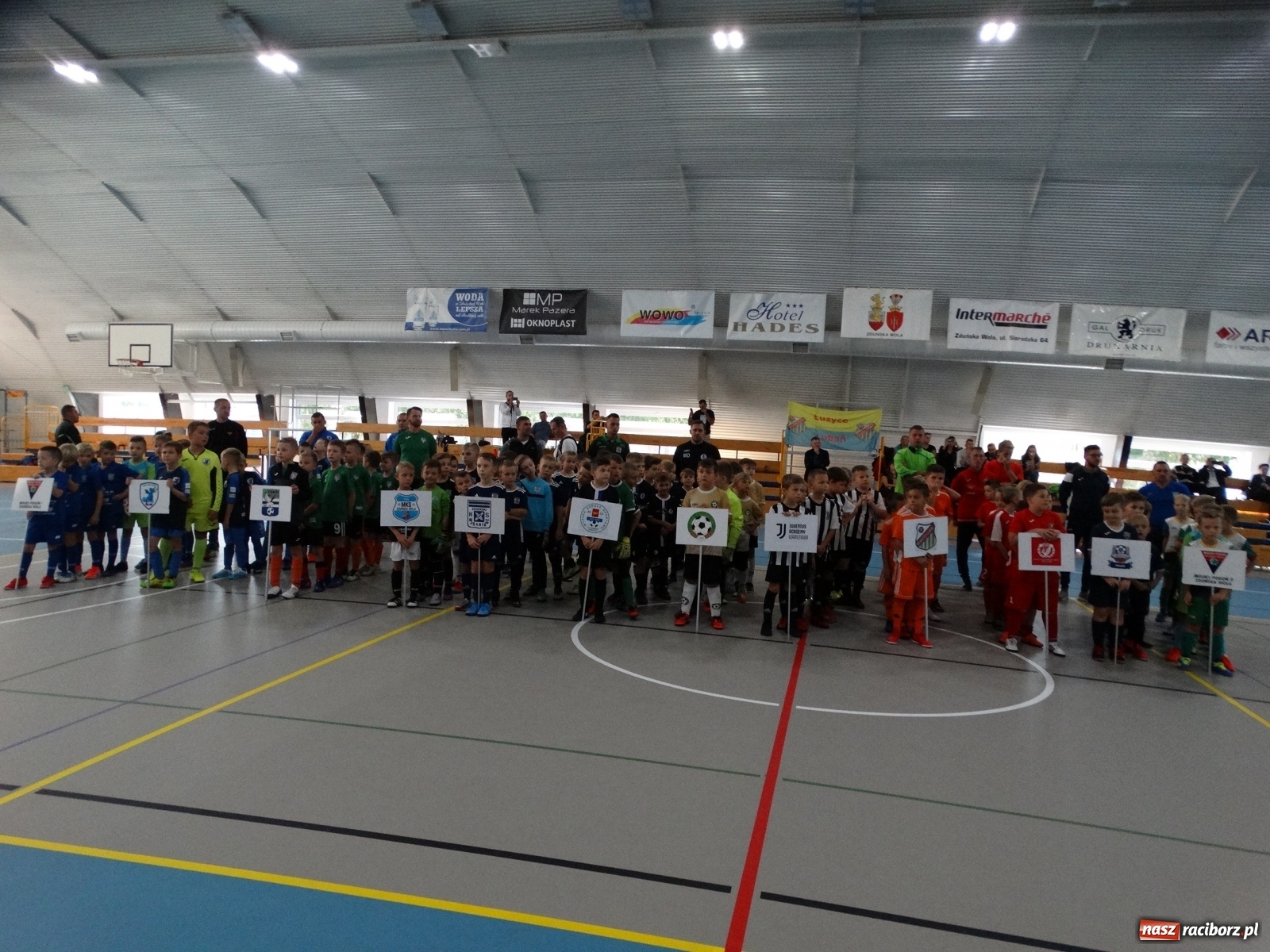 Zdjęcie w galerii na portalu naszraciborz.pl: Młodzi piłkarze LKS Tworków na Pogoń Cup 2019 wiadomości z regionu