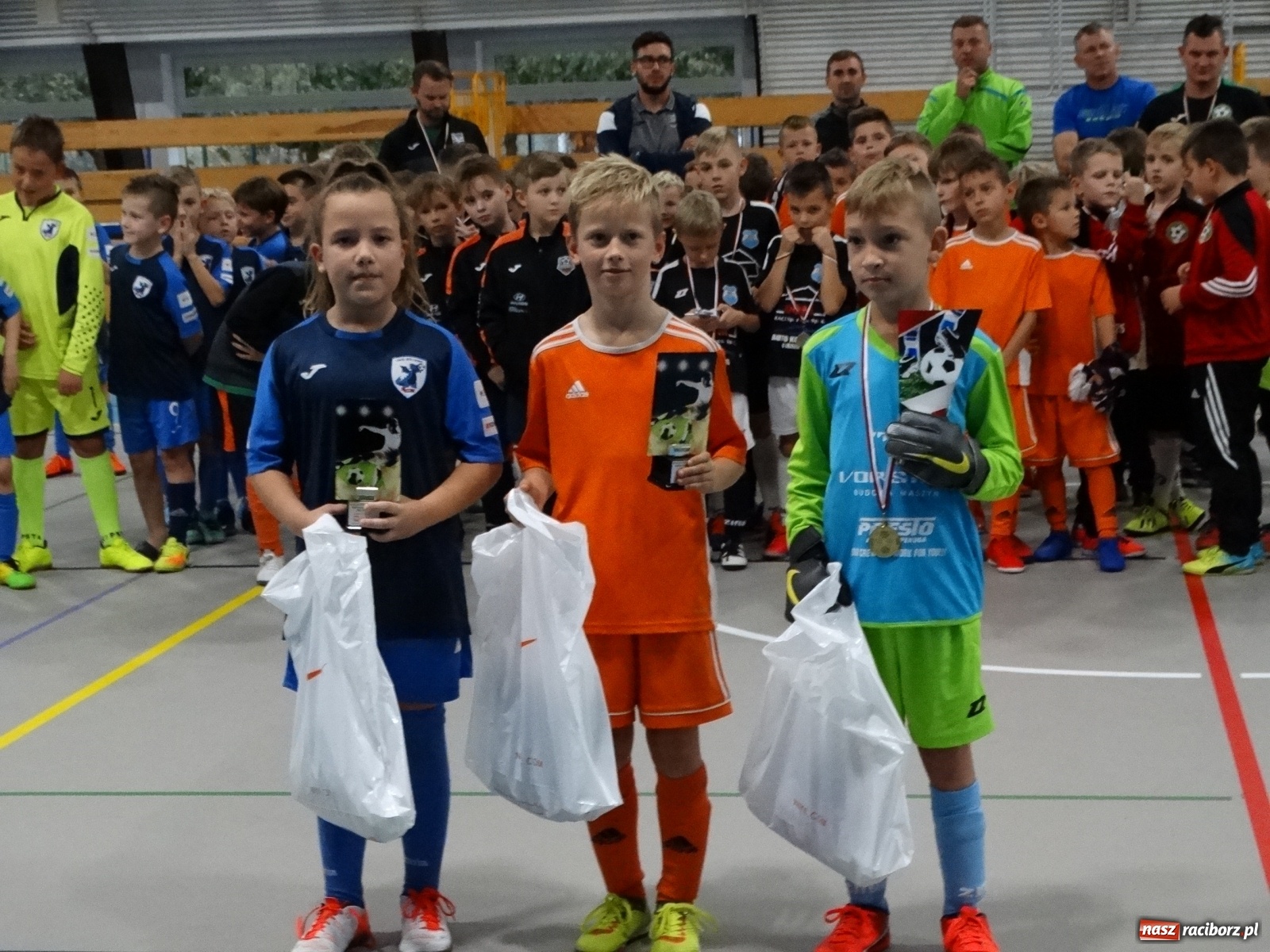 Zdjęcie w galerii na portalu naszraciborz.pl: Młodzi piłkarze LKS Tworków na Pogoń Cup 2019 wiadomości z regionu