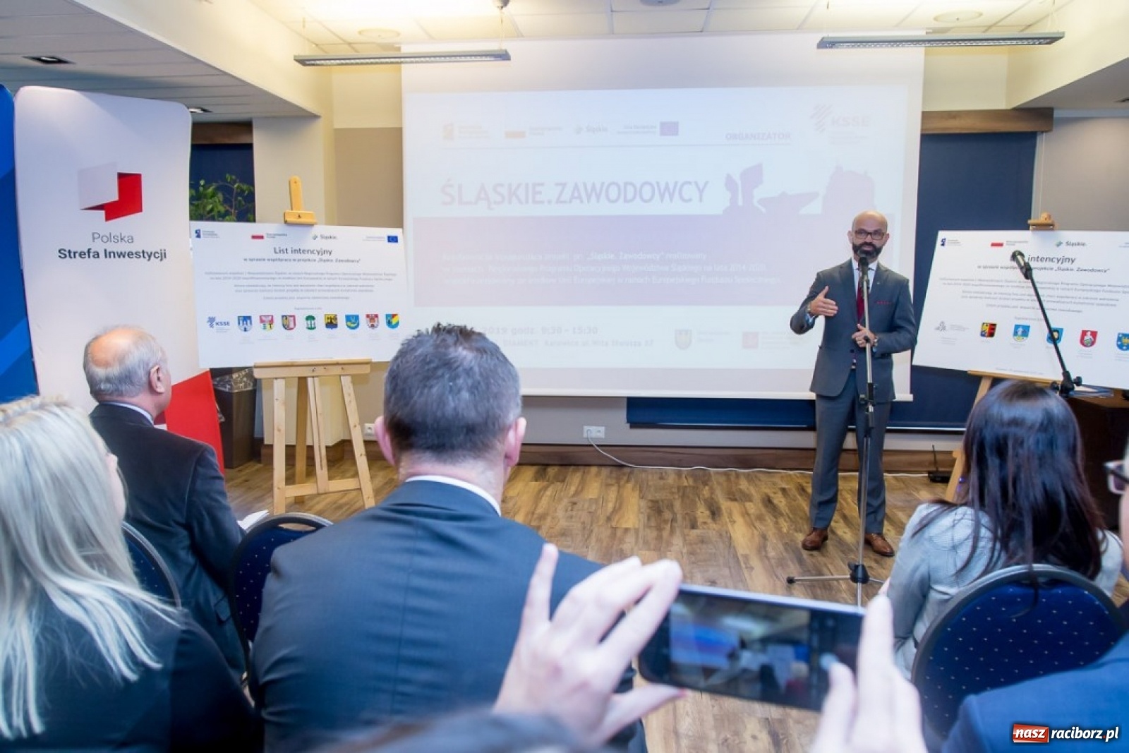 Zdjęcie w galerii na portalu naszraciborz.pl: Śląskie Zawodowcy. Powiat raciborski sygnatariuszem  wiadomości z regionu