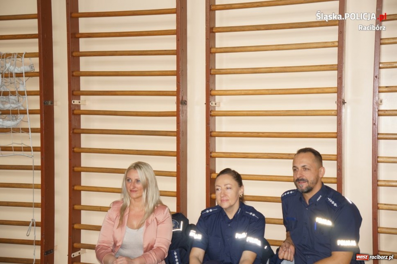 Zdjęcie w galerii na portalu naszraciborz.pl: Policja szuka w Raciborzu chętnych do służby  wiadomości z regionu