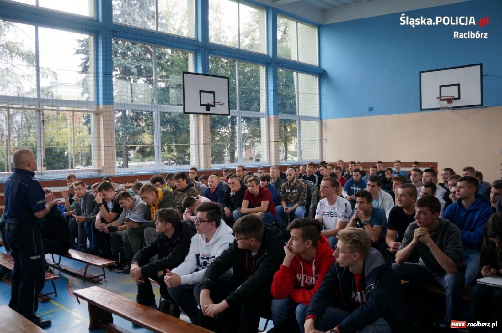 Zdjęcie w galerii na portalu naszraciborz.pl: Policja szuka w Raciborzu chętnych do służby  wiadomości z regionu