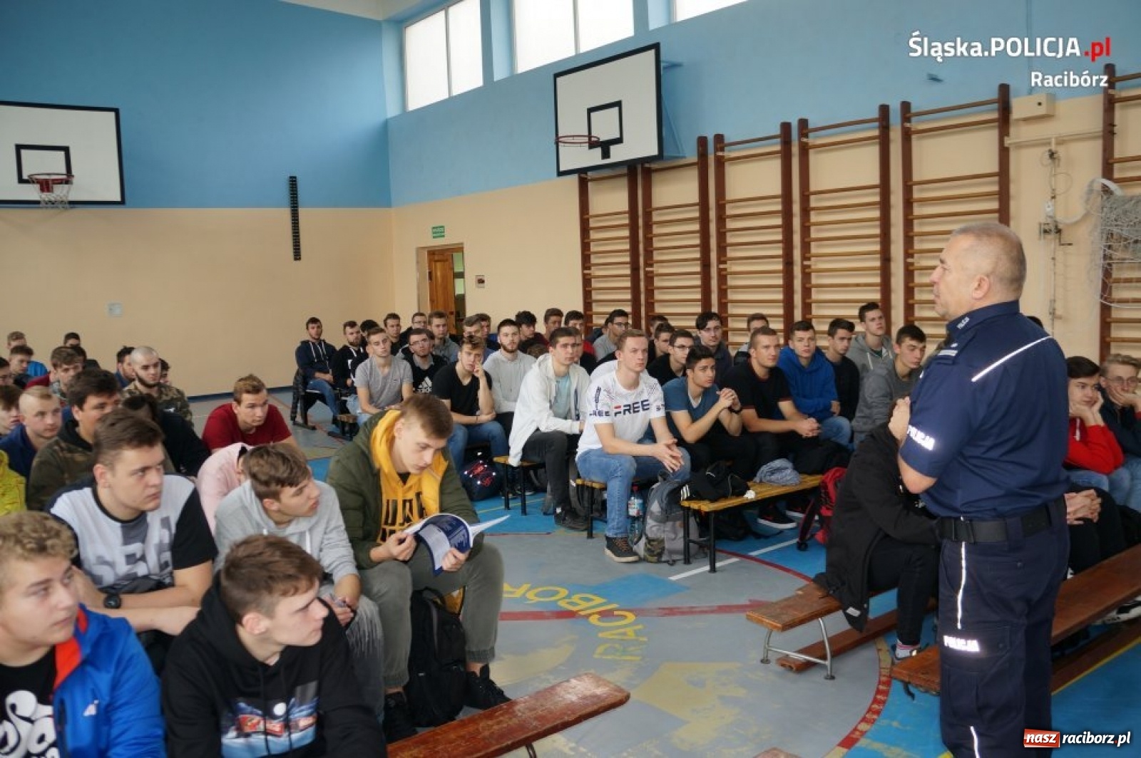 Zdjęcie w galerii na portalu naszraciborz.pl: Policja szuka w Raciborzu chętnych do służby  wiadomości z regionu