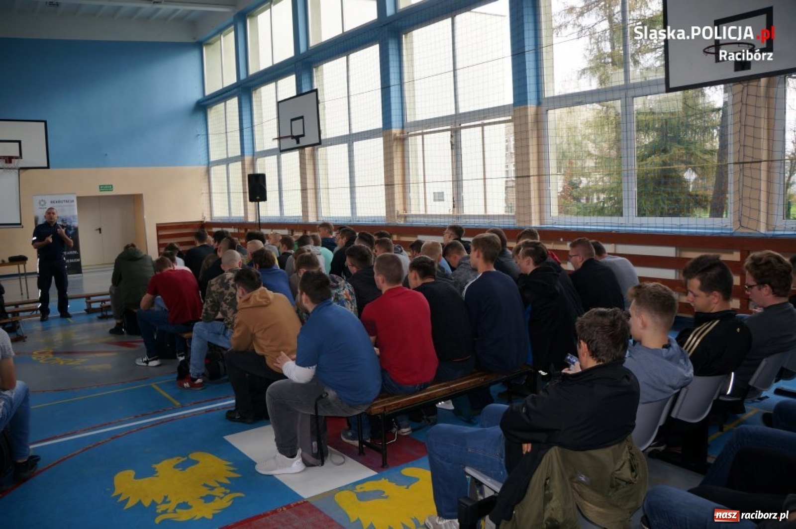 Zdjęcie w galerii na portalu naszraciborz.pl: Policja szuka w Raciborzu chętnych do służby  wiadomości z regionu