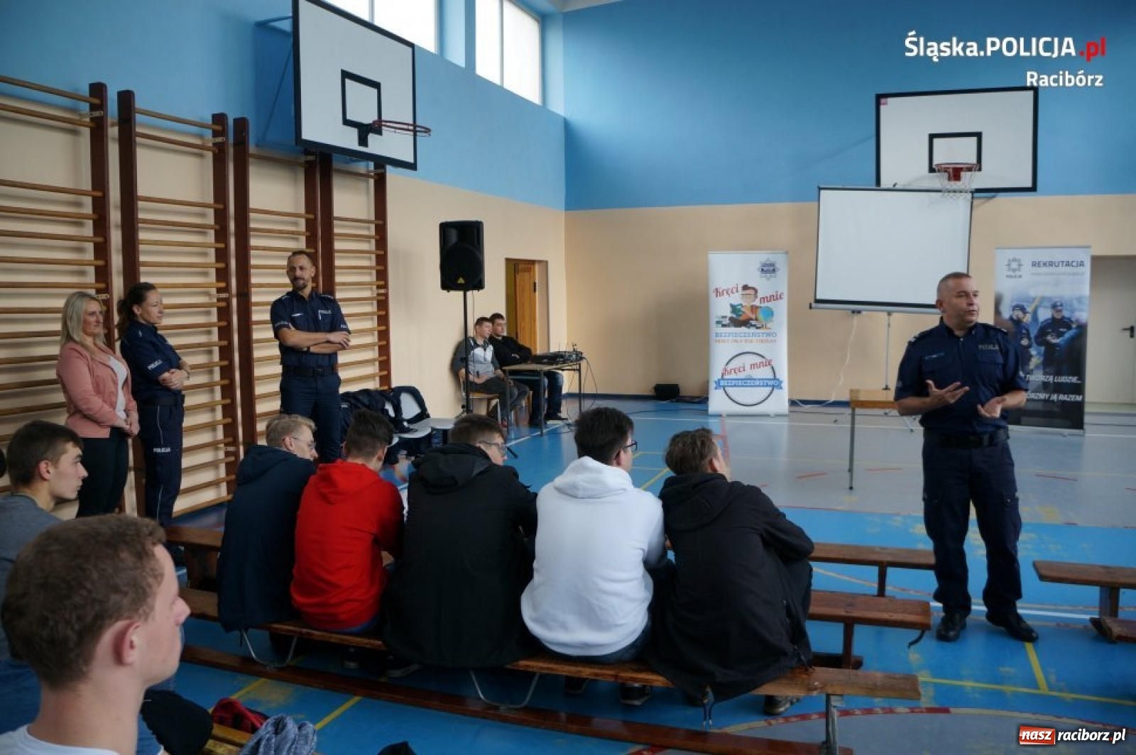 Zdjęcie w galerii na portalu naszraciborz.pl: Policja szuka w Raciborzu chętnych do służby  wiadomości z regionu