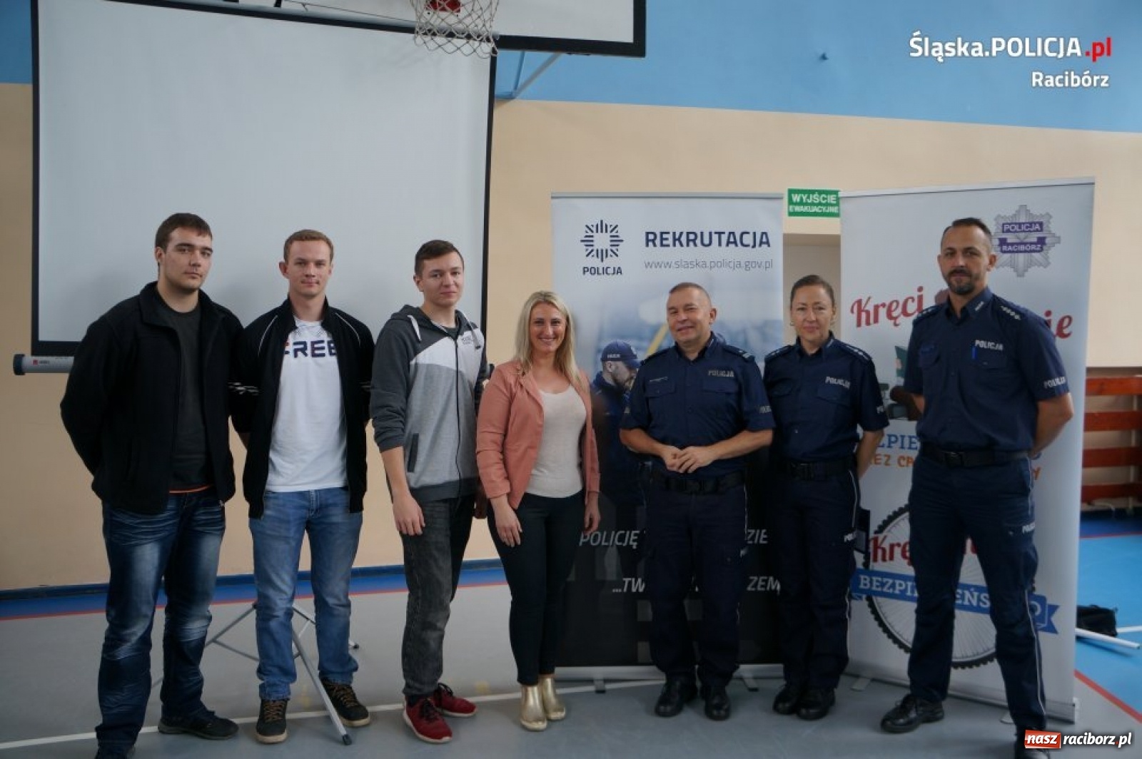 Zdjęcie w galerii na portalu naszraciborz.pl: Policja szuka w Raciborzu chętnych do służby  wiadomości z regionu