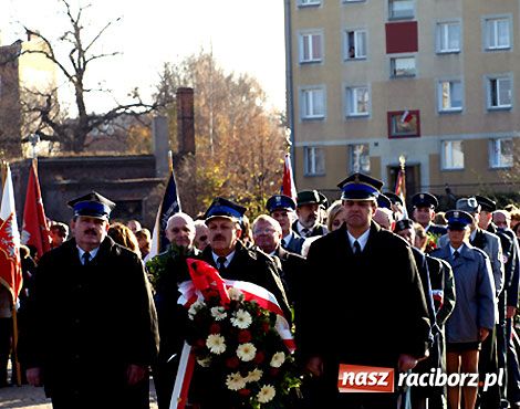 Zdjęcie w galerii na portalu naszraciborz.pl: Słoneczne obchody listopadowego święta wiadomości z regionu
