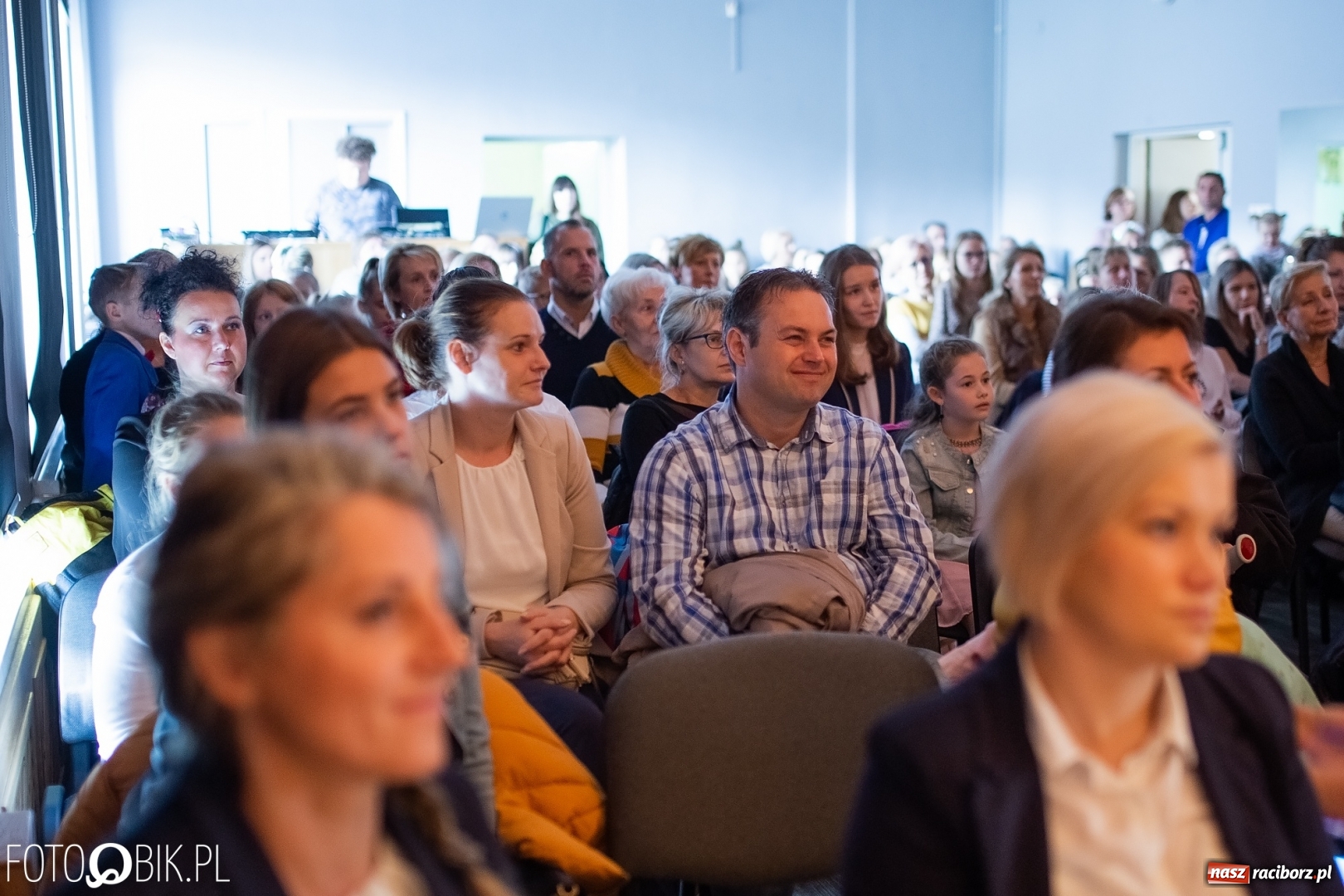 Zdjęcie w galerii na portalu naszraciborz.pl: Koncert laureatów Powiatowego Festiwalu Twórczości Artystycznej wiadomości z regionu