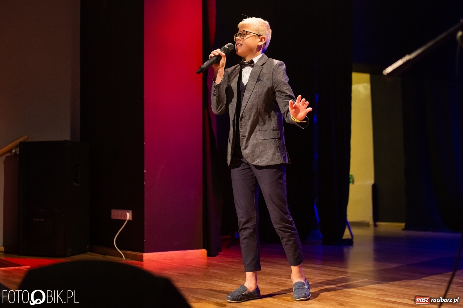 Zdjęcie w galerii na portalu naszraciborz.pl: Koncert laureatów Powiatowego Festiwalu Twórczości Artystycznej wiadomości z regionu