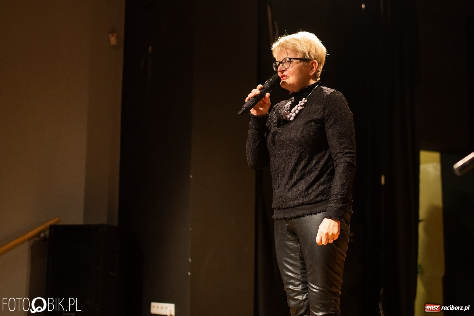 Zdjęcie w galerii na portalu naszraciborz.pl: Koncert laureatów Powiatowego Festiwalu Twórczości Artystycznej wiadomości z regionu