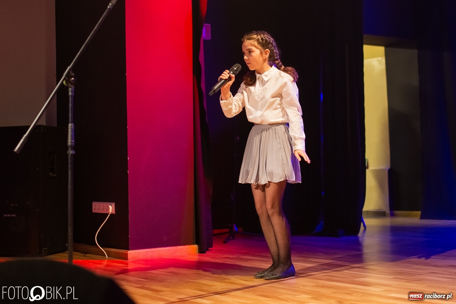 Zdjęcie w galerii na portalu naszraciborz.pl: Koncert laureatów Powiatowego Festiwalu Twórczości Artystycznej wiadomości z regionu