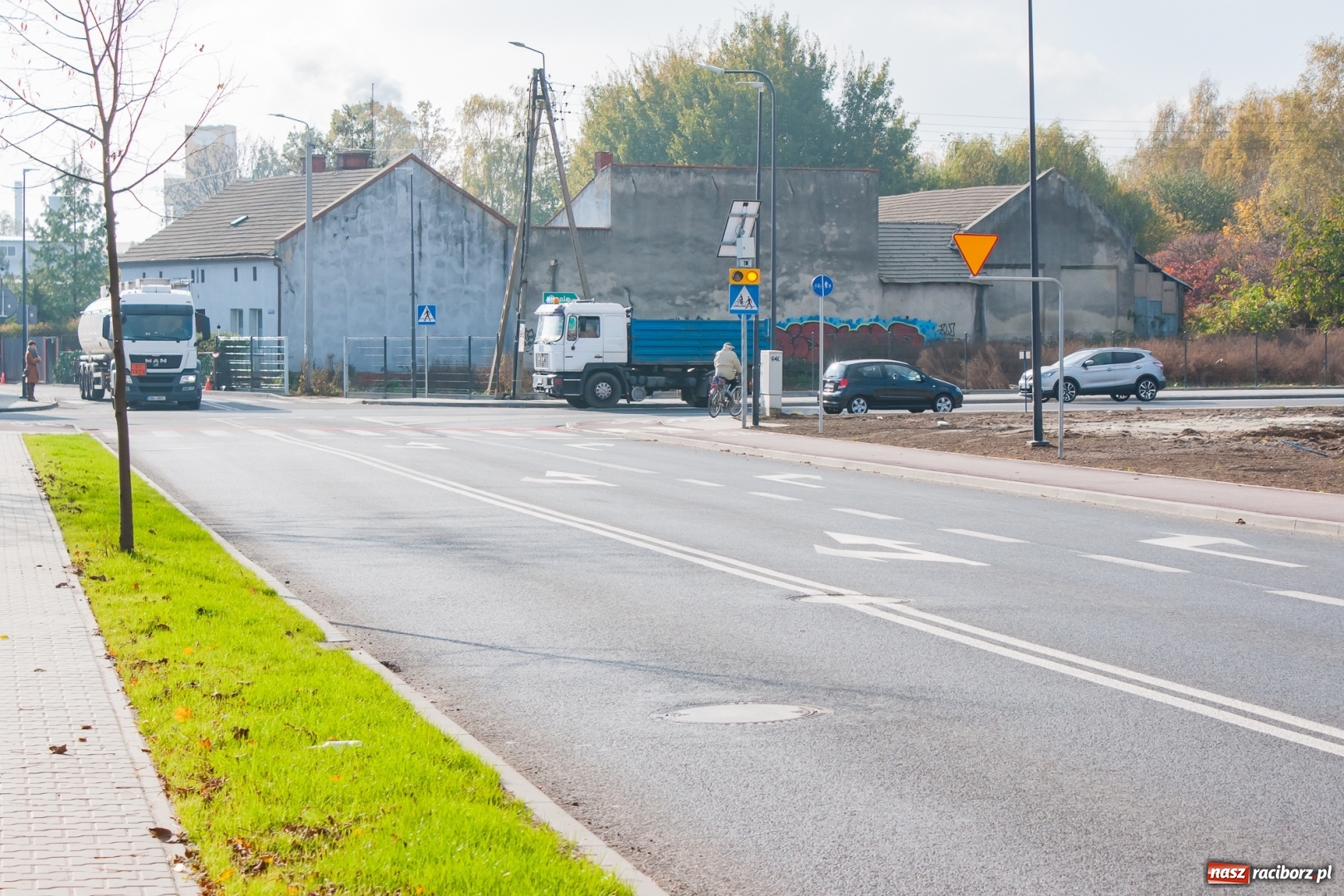 Zdjęcie w galerii na portalu naszraciborz.pl: Łąkowa-Kościuszki oficjalnie otwarta. Będzie dalszy etap do wiaduktu na Kolejowej [FOTO] wiadomości z regionu