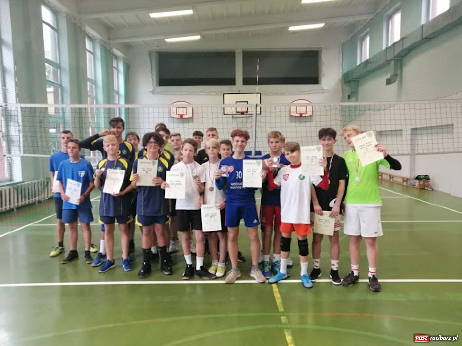 Zdjęcie w galerii na portalu naszraciborz.pl: Mistrzostw Raciborza w Dwójkach Siatkarskich Chłopców  wiadomości z regionu