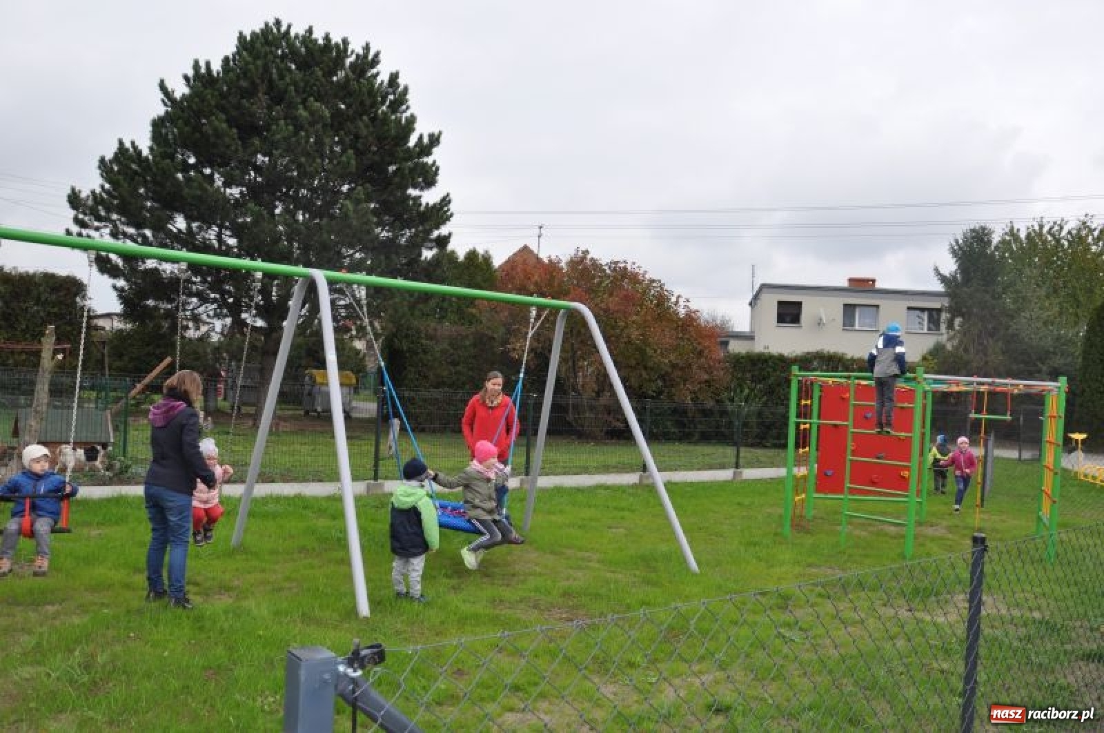 Zdjęcie w galerii na portalu naszraciborz.pl: Turze ma swój rodzinny park rozrywki wiadomości z regionu