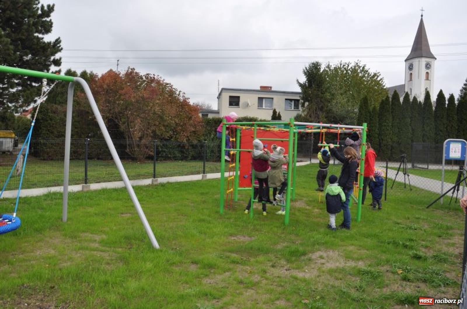 Zdjęcie w galerii na portalu naszraciborz.pl: Turze ma swój rodzinny park rozrywki wiadomości z regionu
