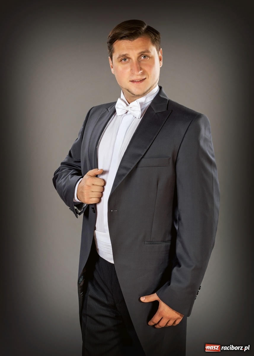 Zdjęcie w galerii na portalu naszraciborz.pl: Klasyka z humorem. Wielka Gala Sylwestrowa w RCK wiadomości z regionu