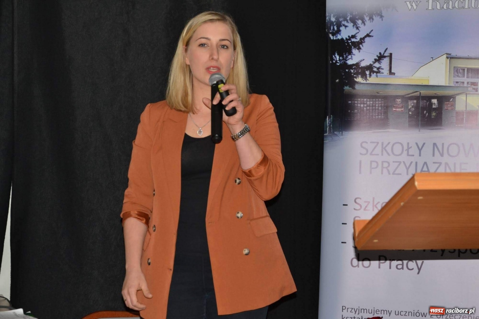 Zdjęcie w galerii na portalu naszraciborz.pl: Szkoła specjalna z Raciborza świętuje 70. urodziny wiadomości z regionu