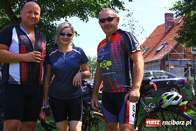 Zdjęcie w galerii na portalu naszraciborz.pl: Na rowerach promowali trzeźwość wiadomości z regionu