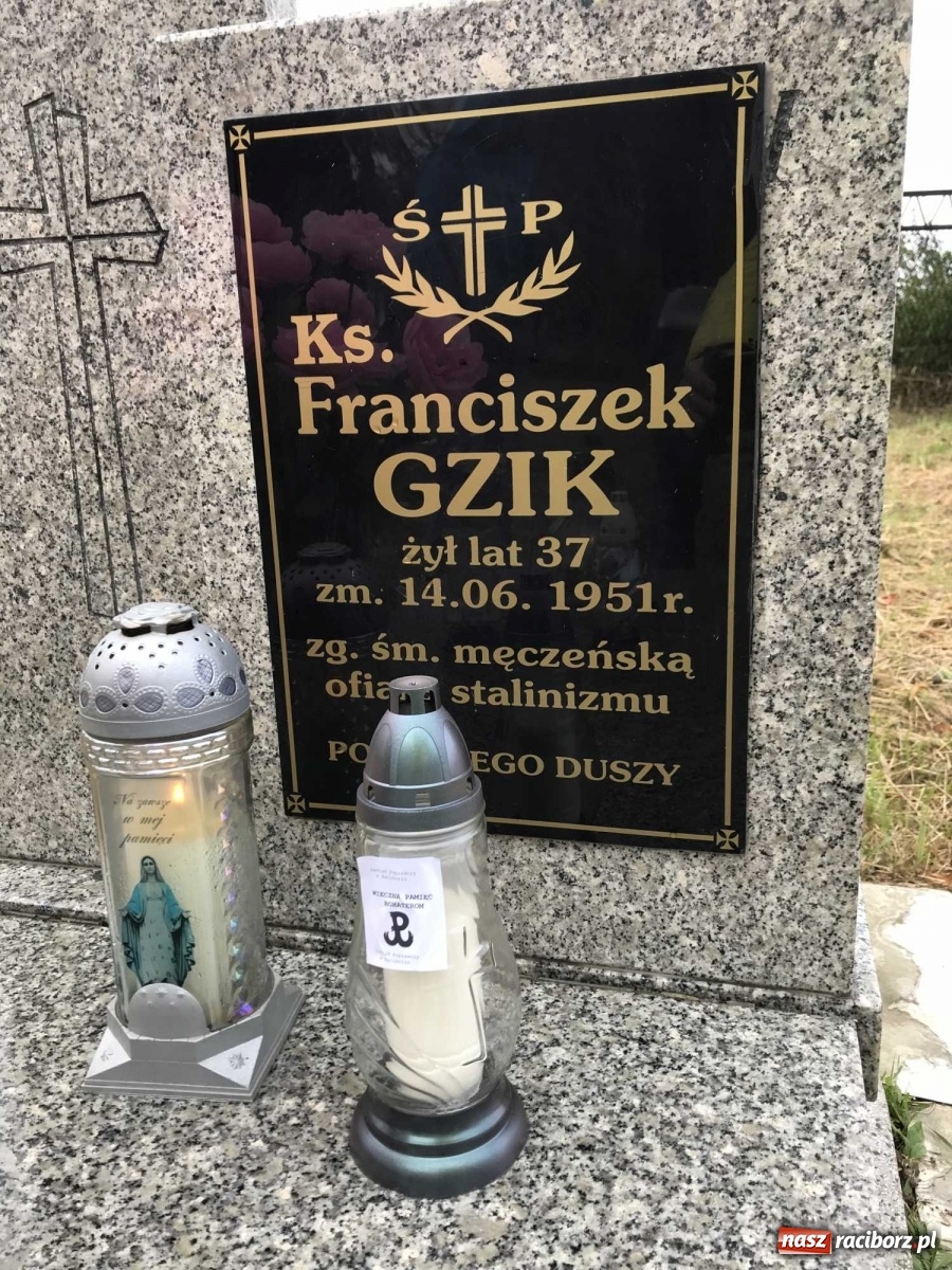 Zdjęcie w galerii na portalu naszraciborz.pl: Walcząc myśleli o Tobie. Żyjąc pamiętaj o nich! Polscy bohaterowie na naszych cmentarzach wiadomości z regionu